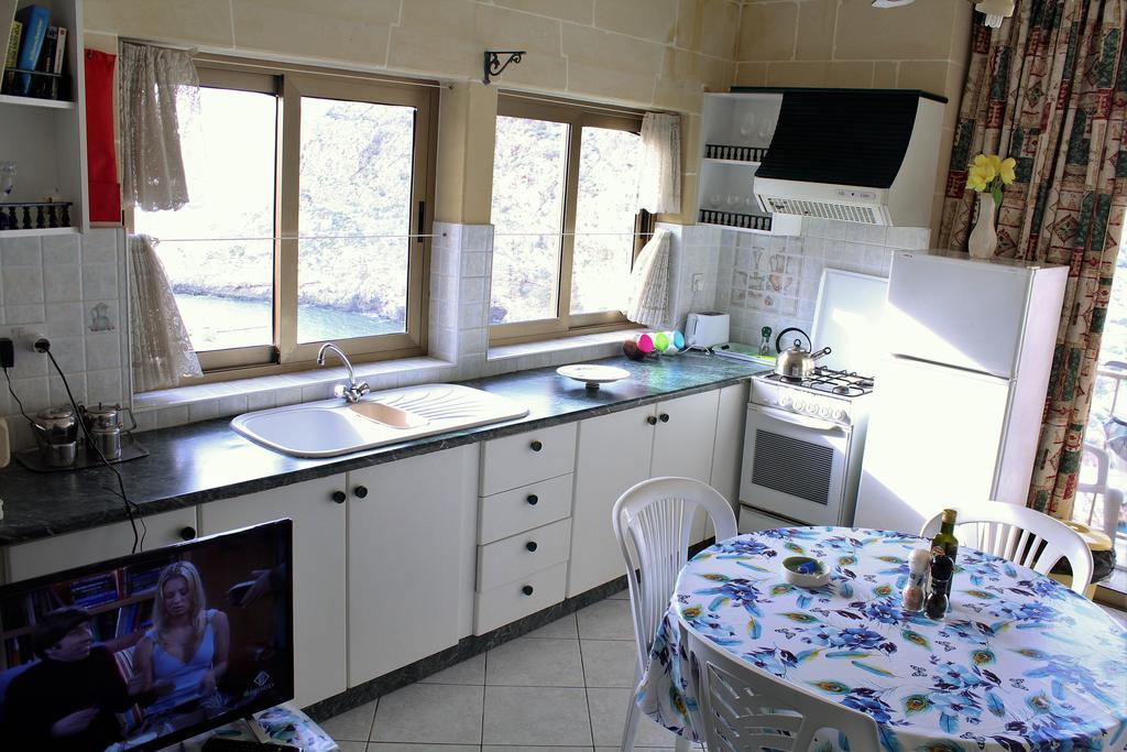 Avalon - Bellevue Gozo Apartment Xlendi Bagian luar foto